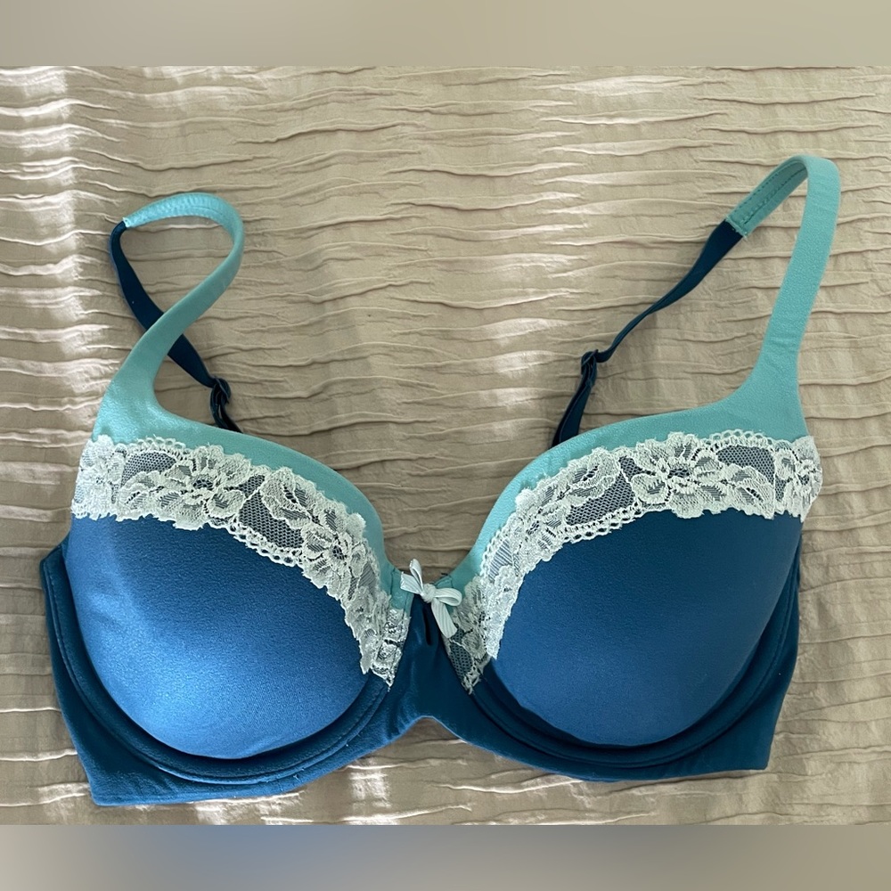 Victorias Secret Demi Bra